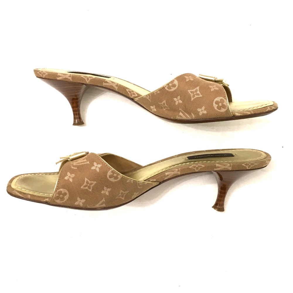 Louis Vuitton Womans Gold Canvas Bow Tied Heels - Picture 4 of 7